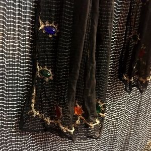 Silky Scarf w Jewels